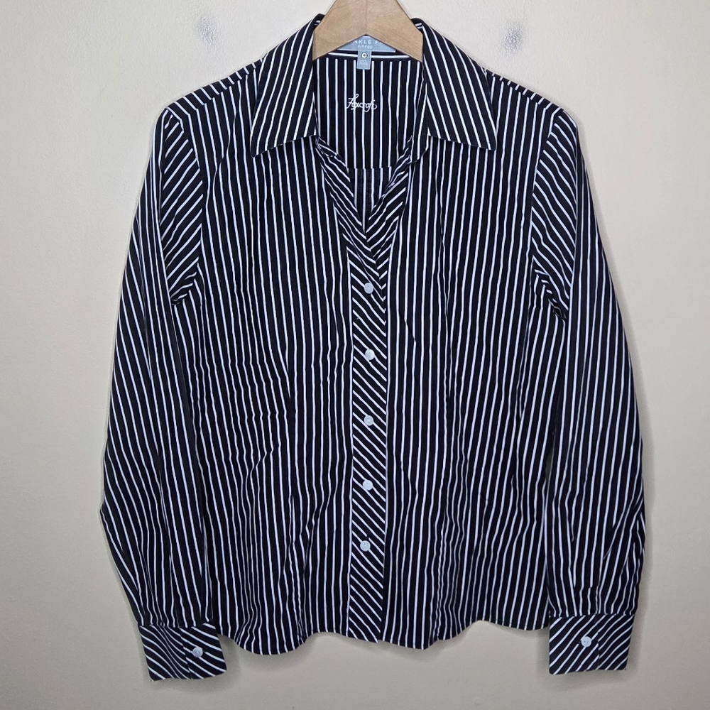 Foxcroft Black White Striped Fitted Button Front Shirt Size 10 Neutral Classic